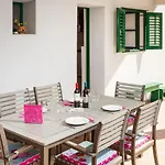 The Captain's Nook Spiliska بيت للعطل