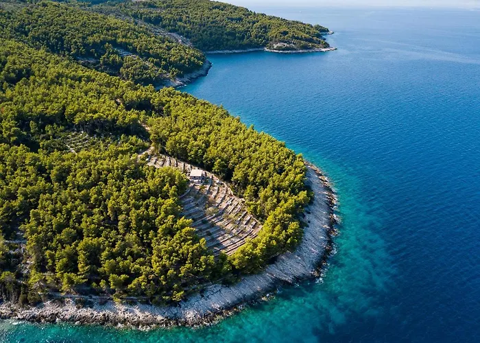 The Captain's Nook Spiliska Holiday home